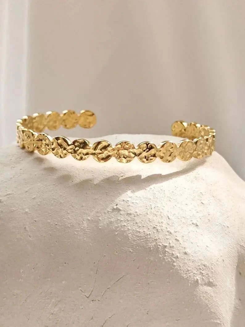 Organic Circles Bangle