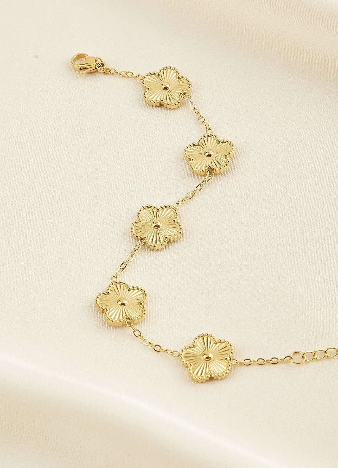 Flower Clover Bracelet