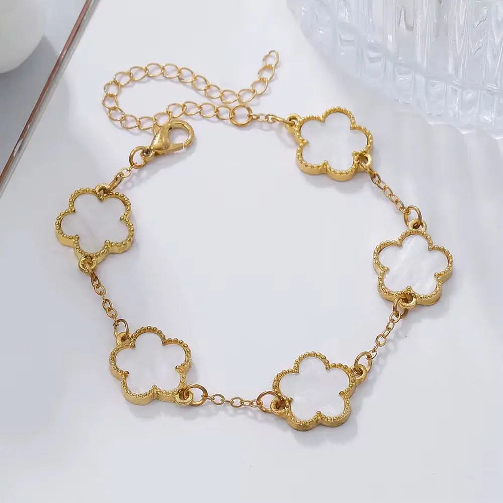 Flower Clover Bracelet White