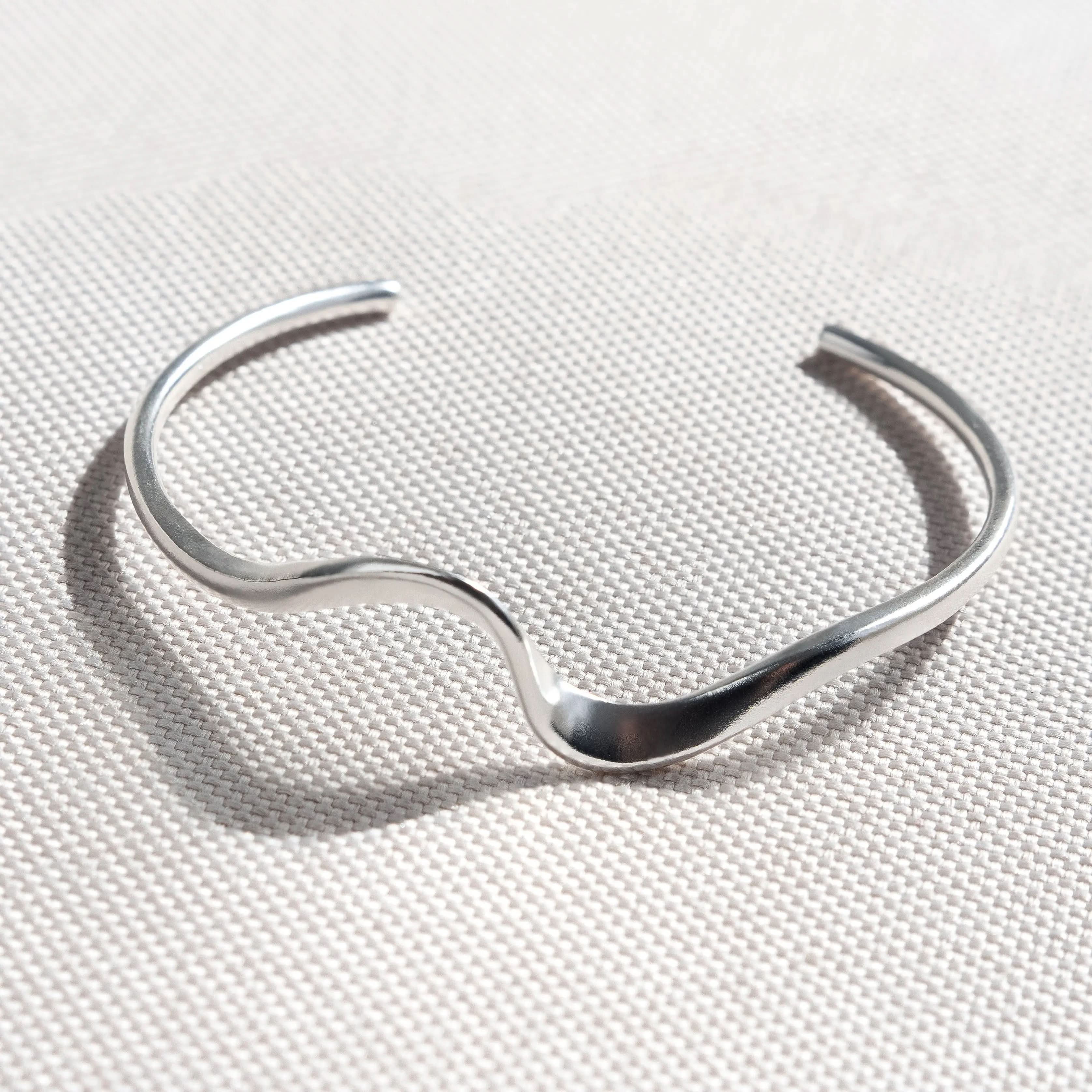 Wave Bangle