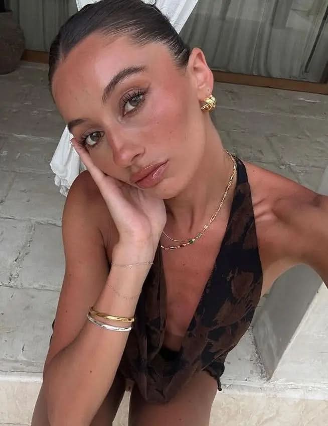 Zaria Earrings – Gold