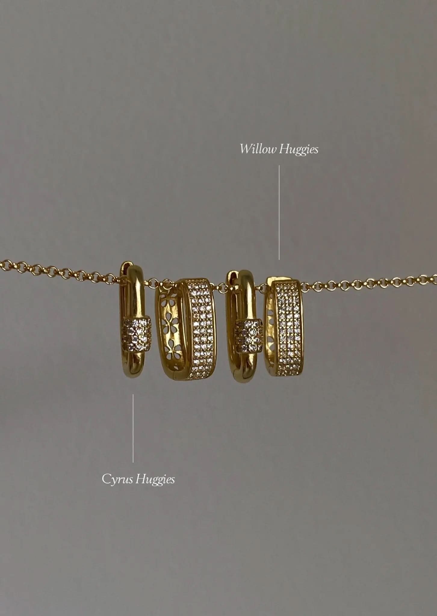 Bella Earrings – Gold