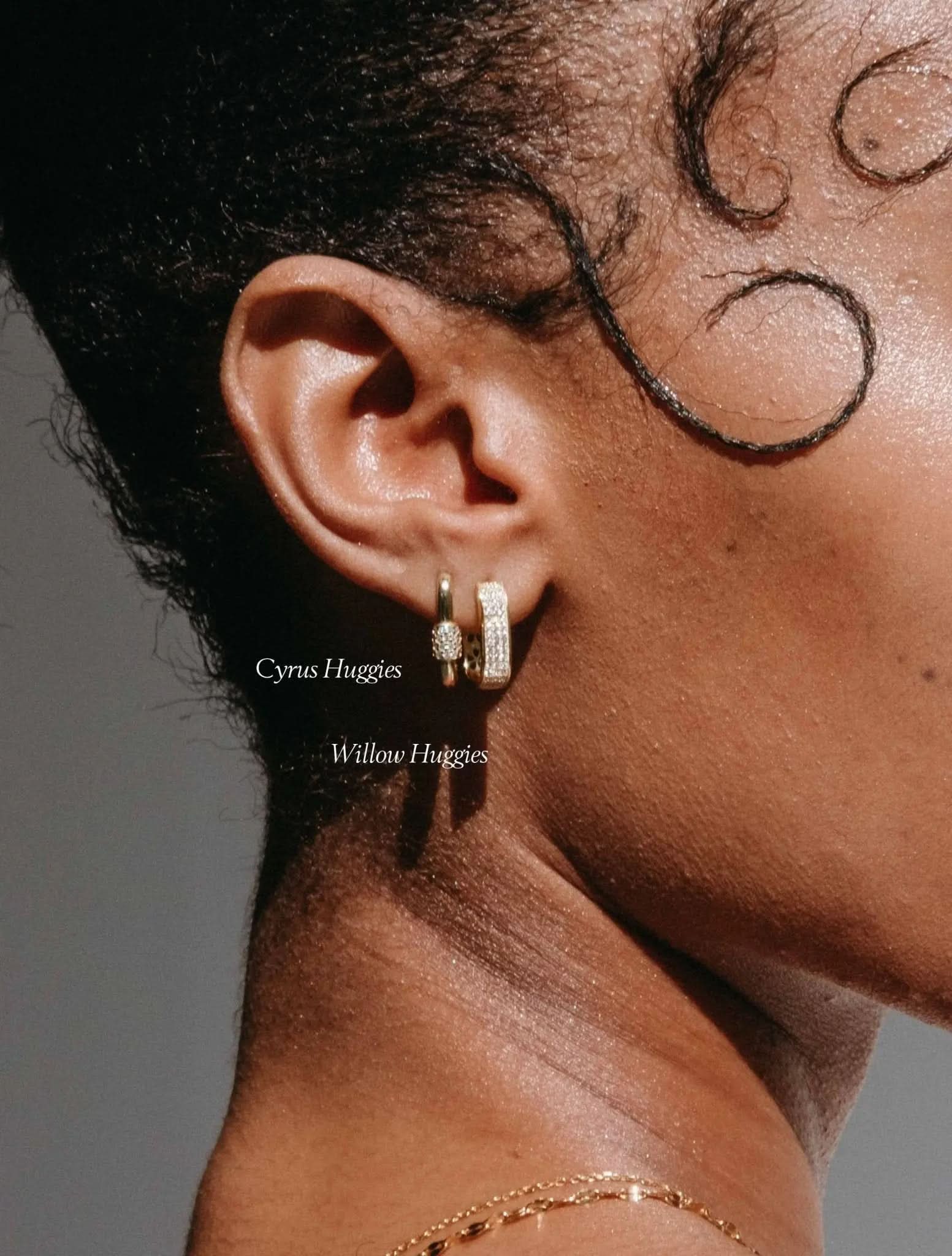 Bella Earrings – Gold