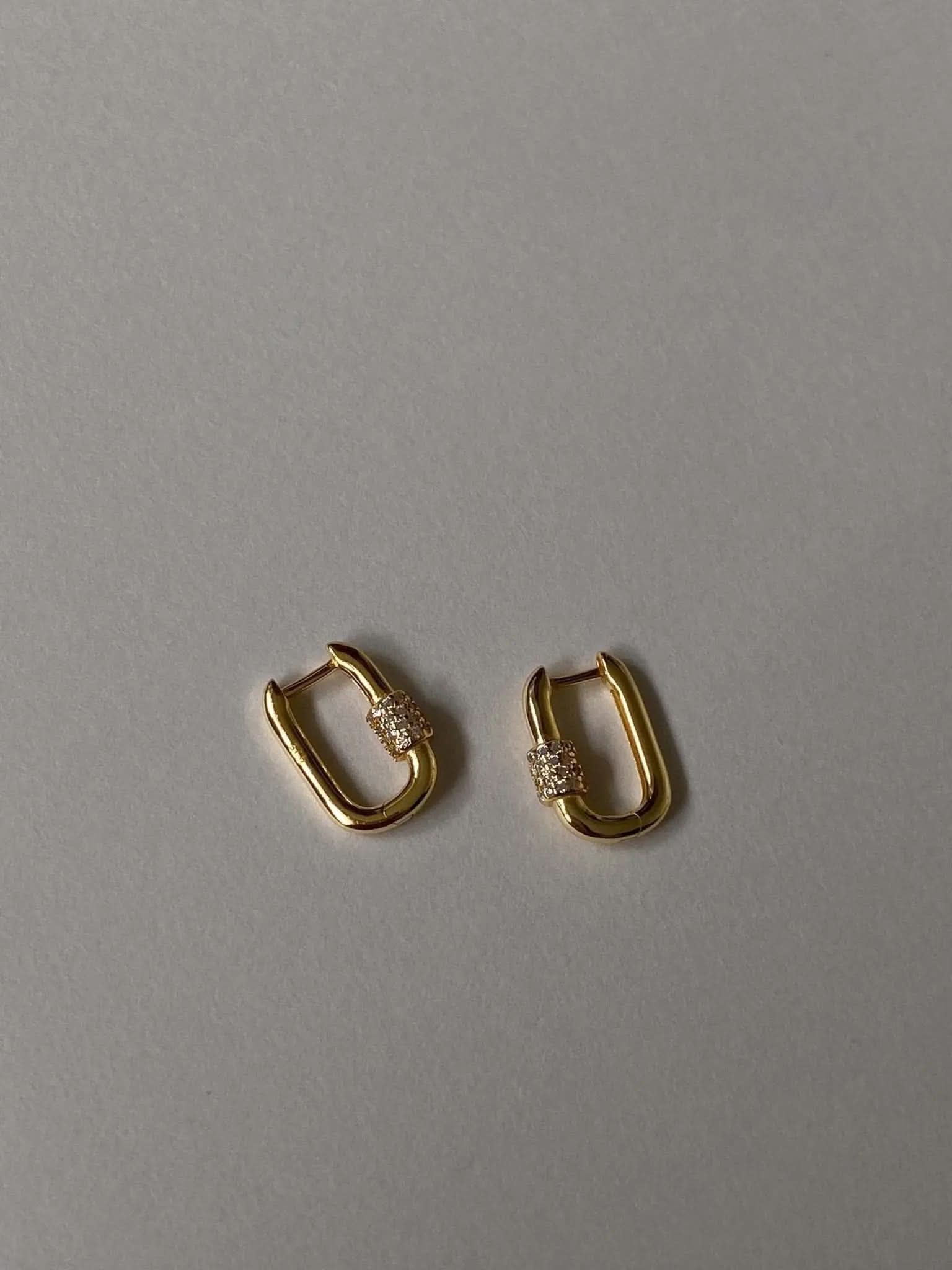 Bella Earrings – Gold