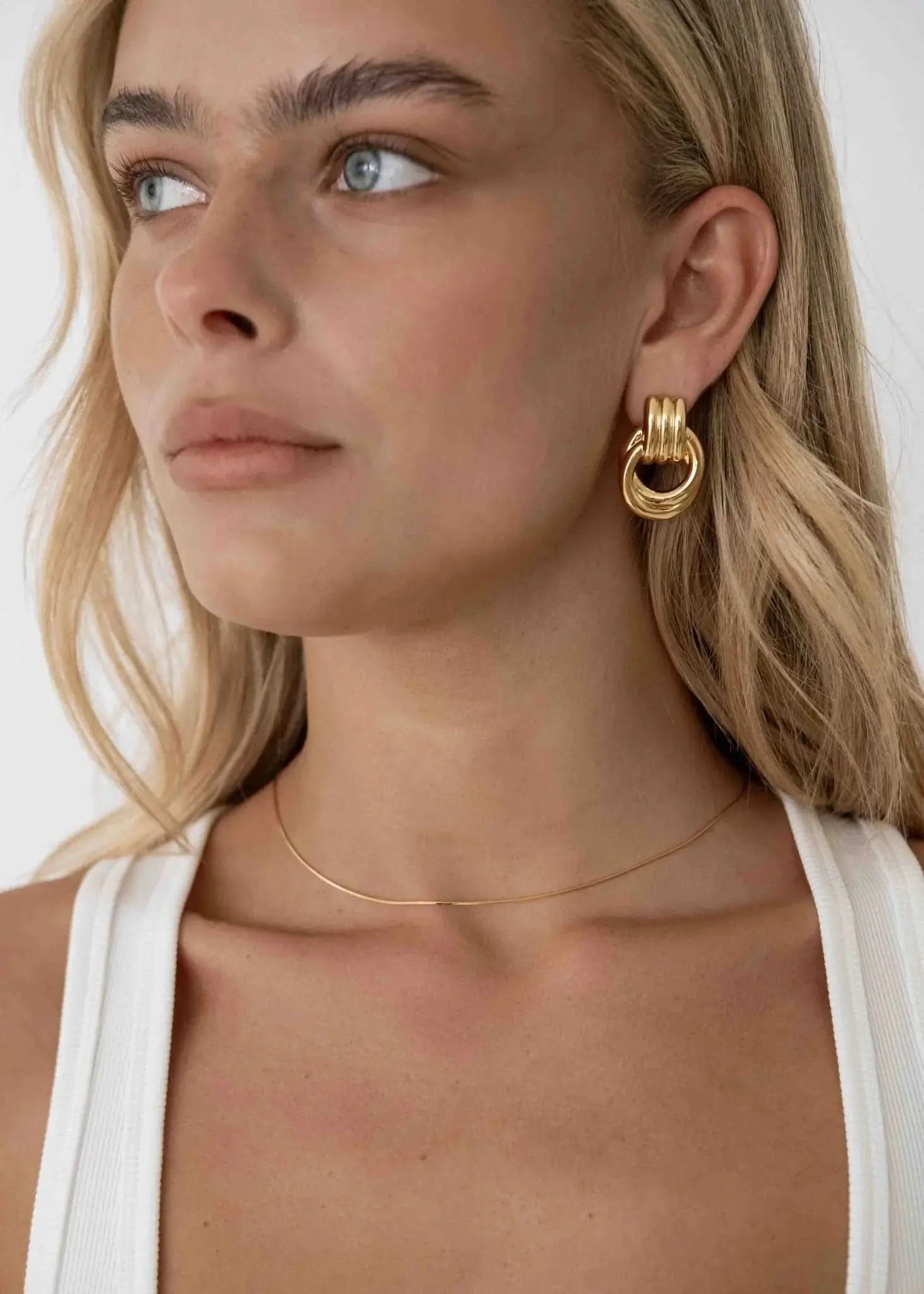 Jacquie Earrings – Gold