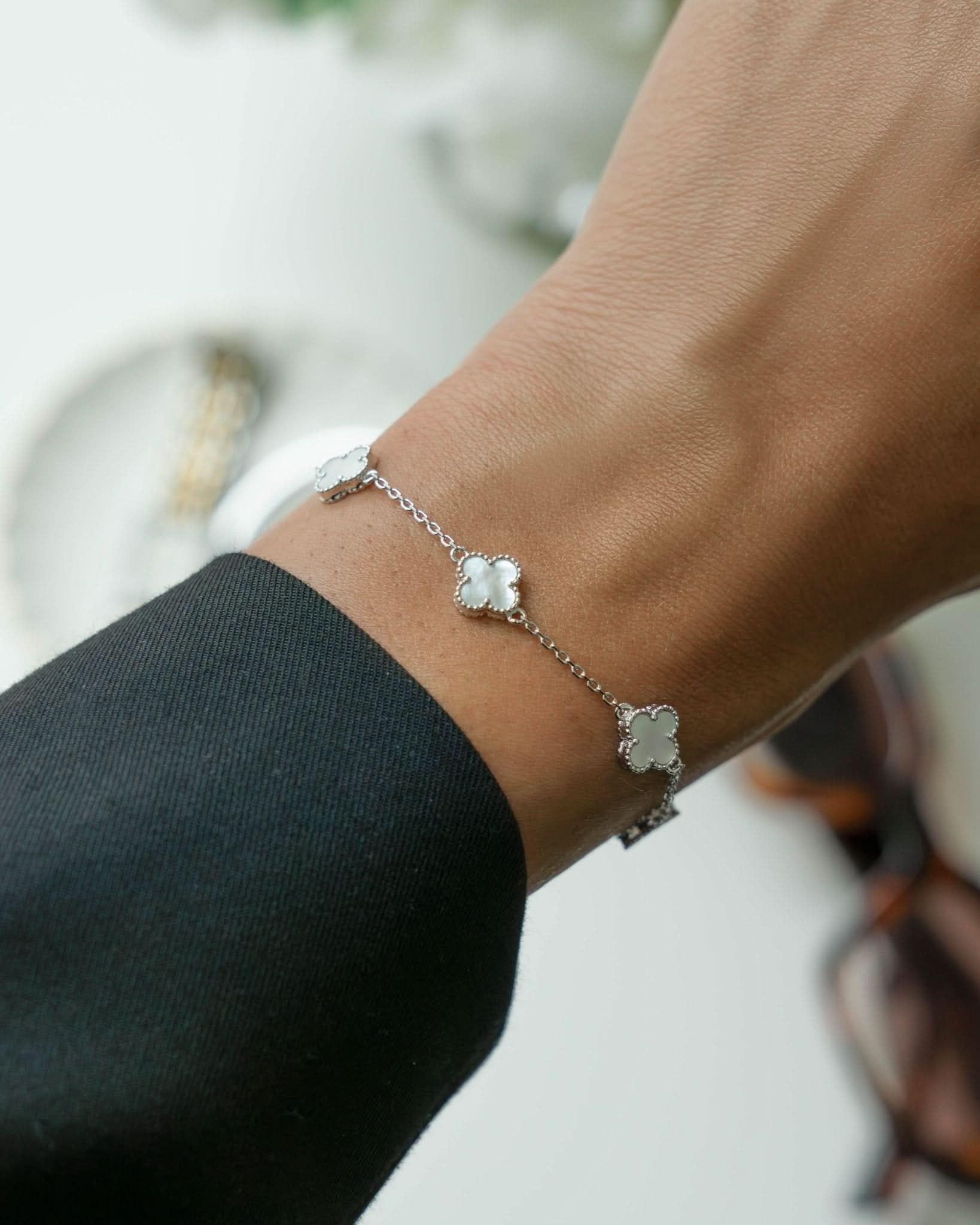 Mother of Pearl Clover Bracelet