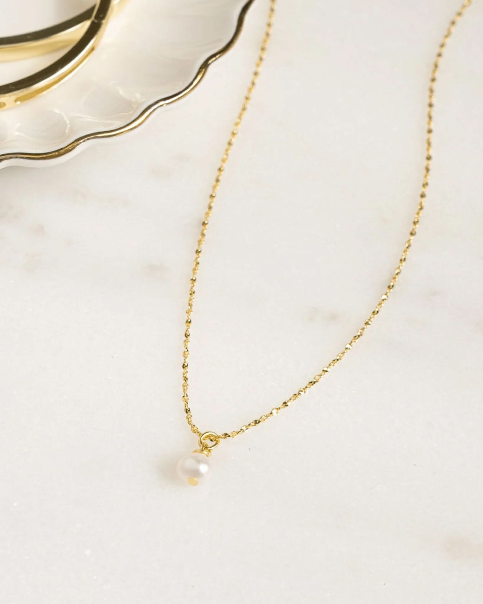 Pearl Pendant Necklace