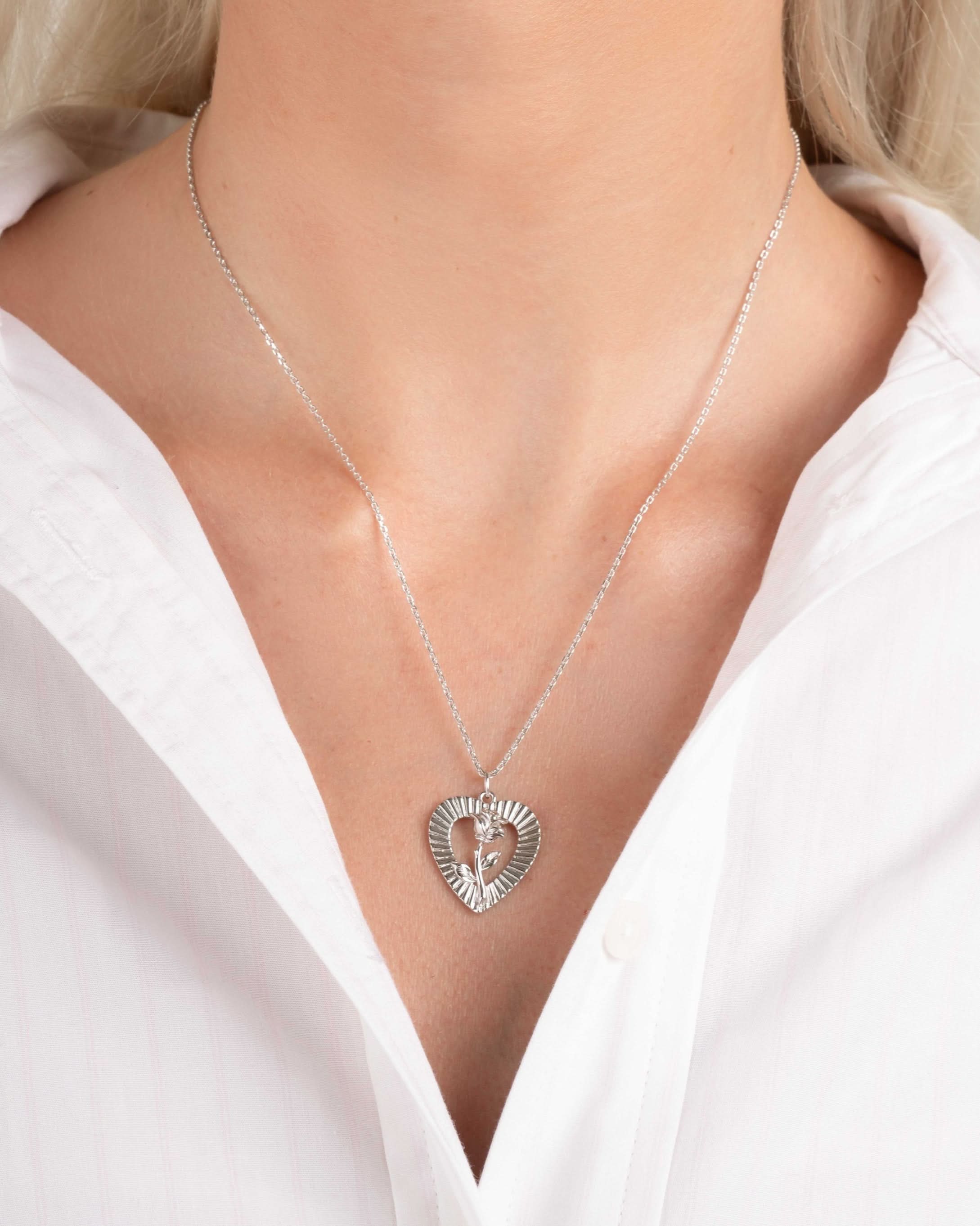 Heart Rose Necklace