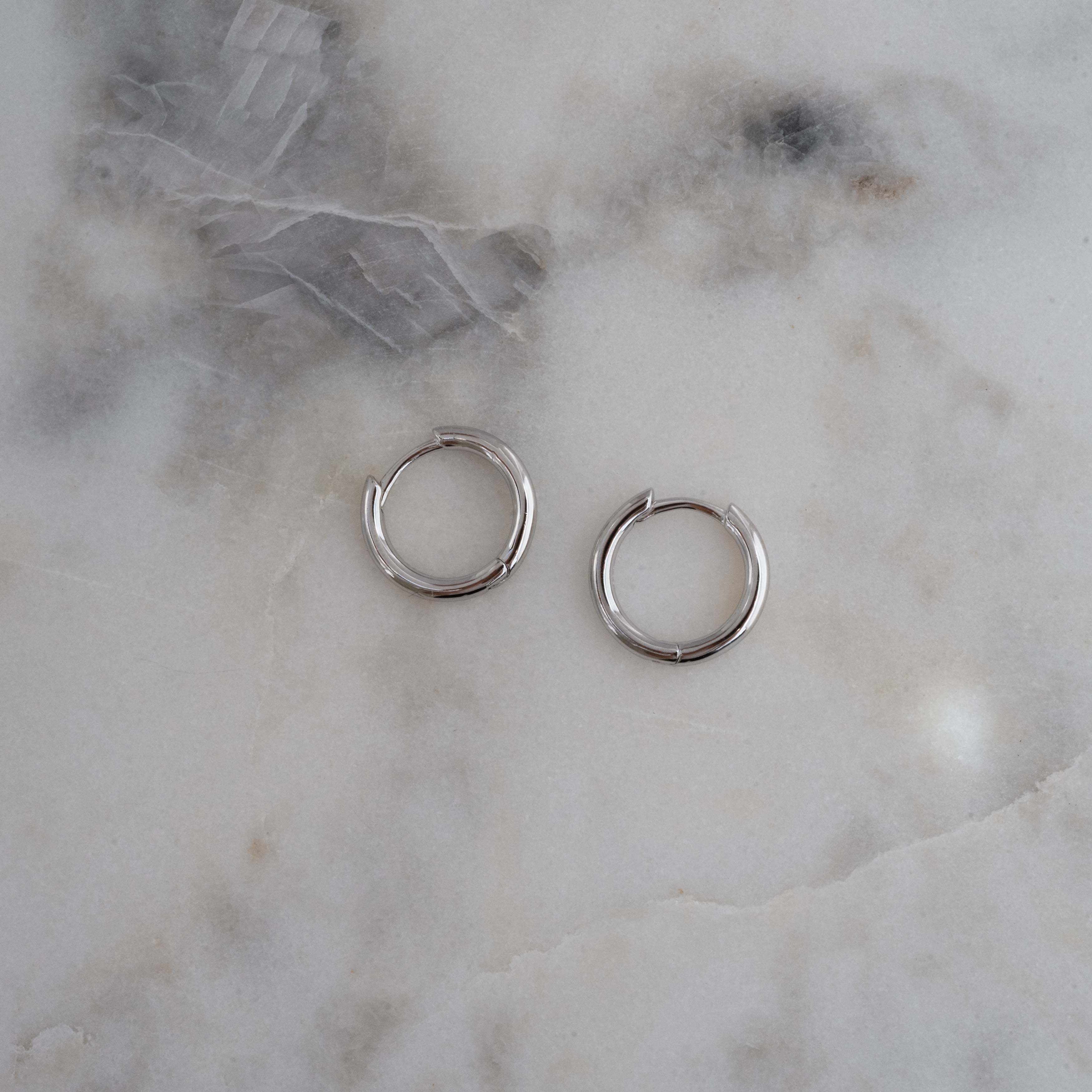 Minimalist Small Hoop Earrings