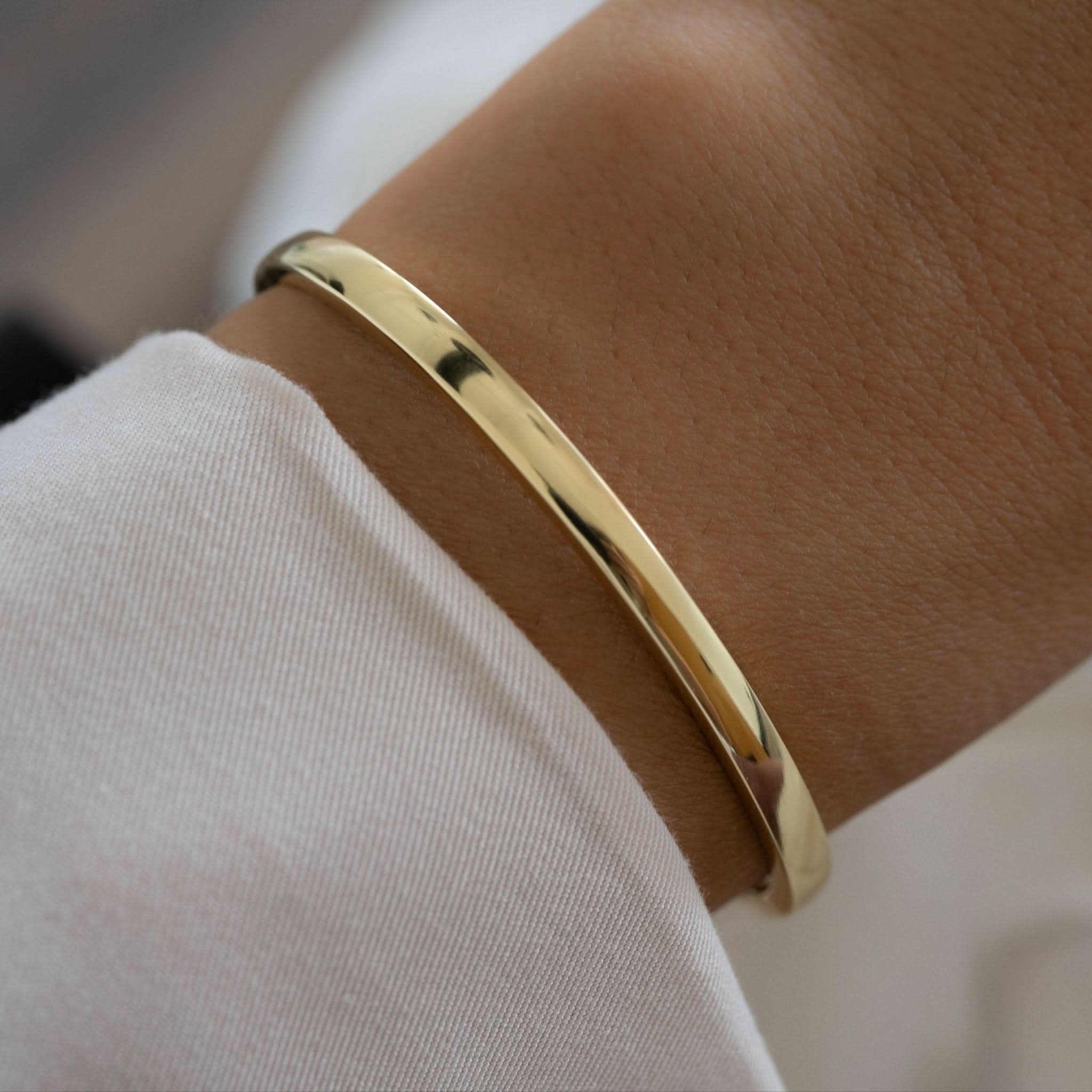 Solid Bangle