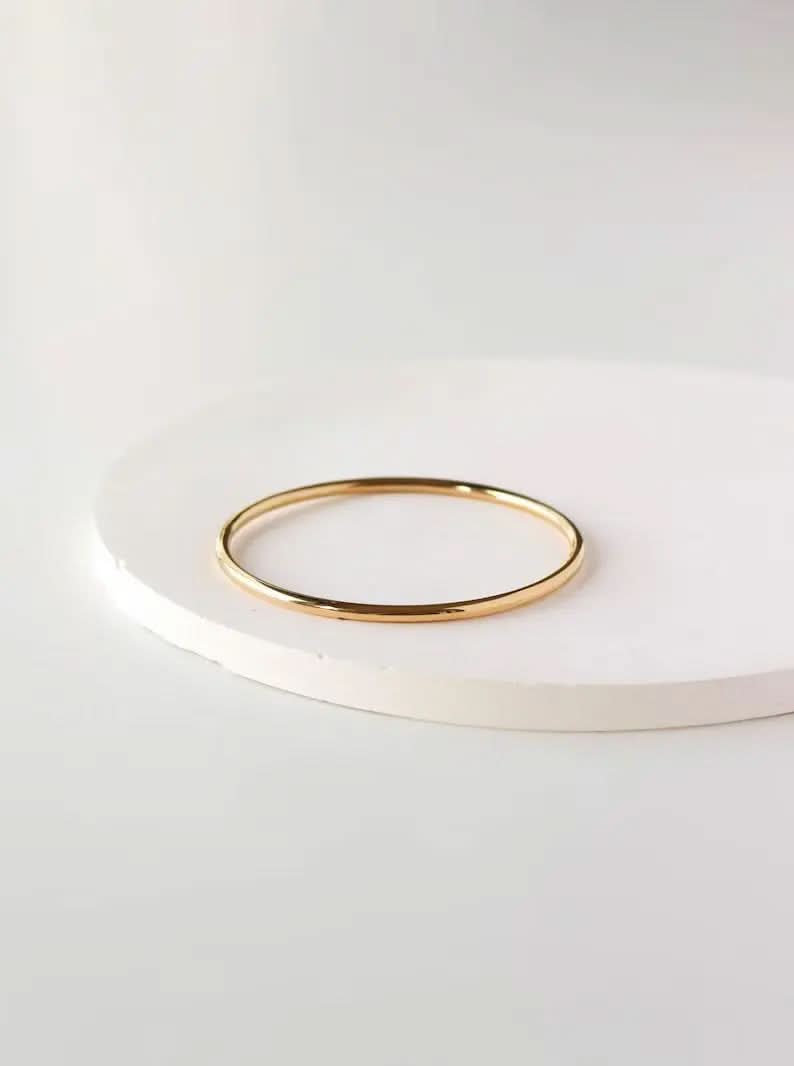 Minimalist Bangle Bracelet