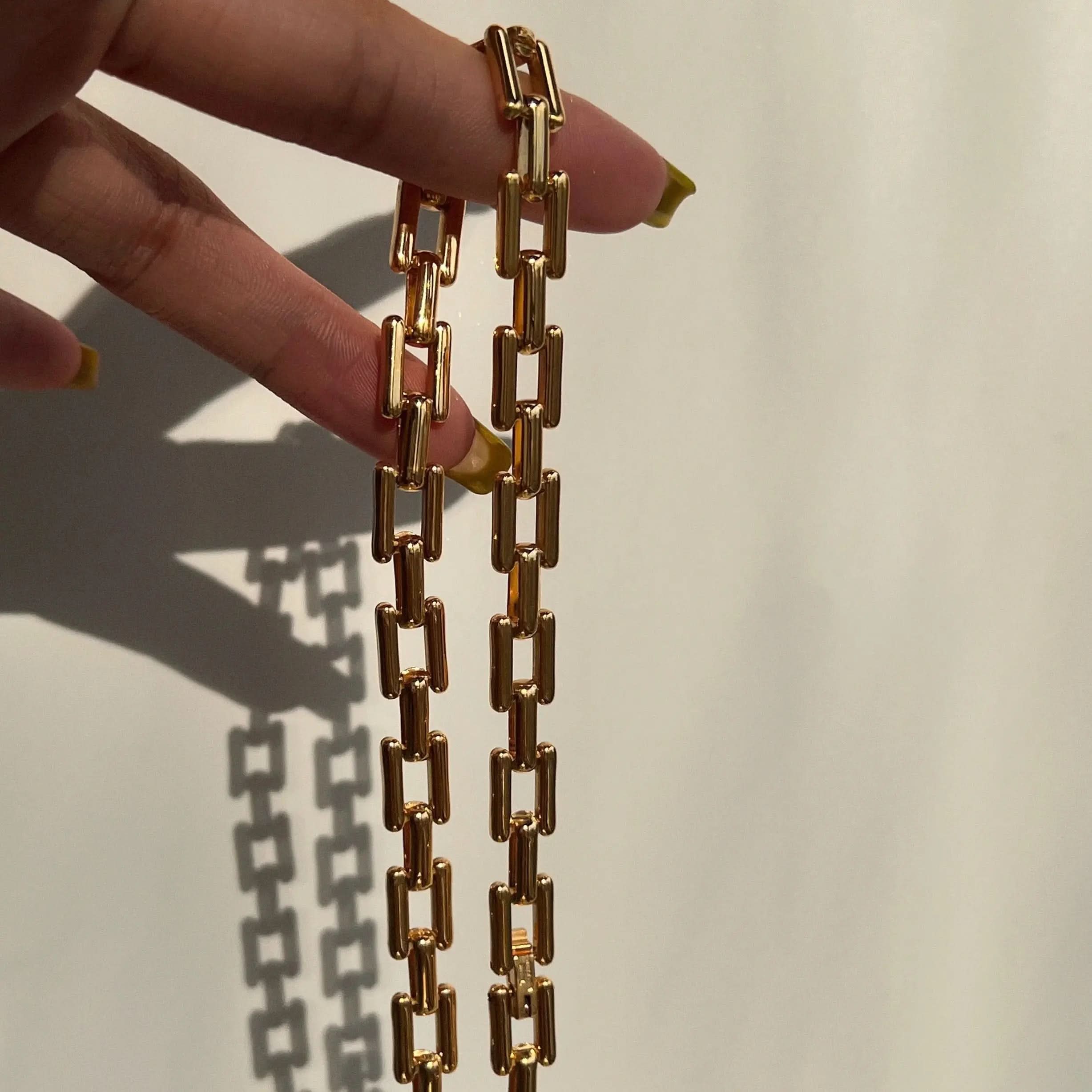 Elevated Geometric Chain