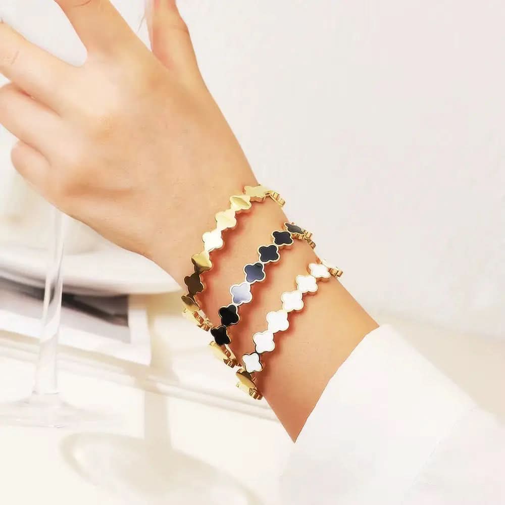Clover Bangle