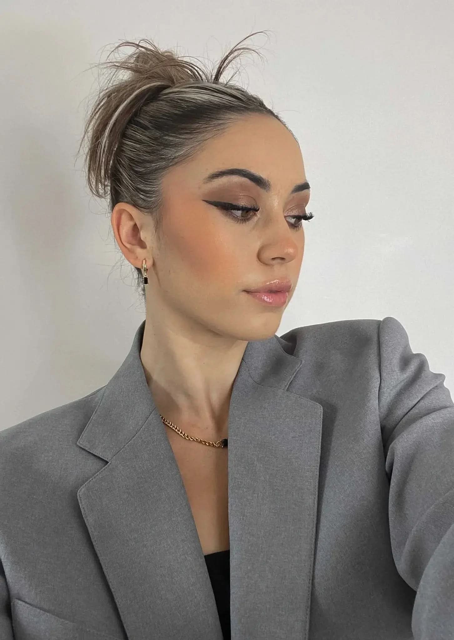 Noctura Earrings – Black Onyx