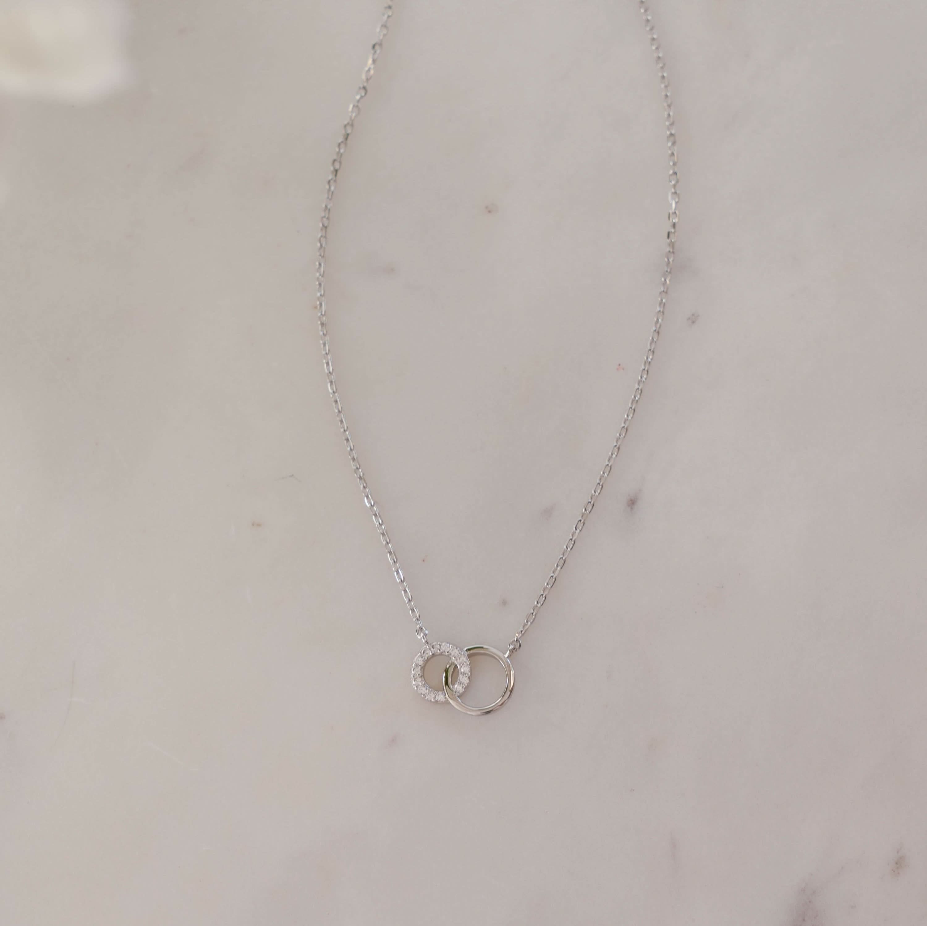 Circle Link Necklace