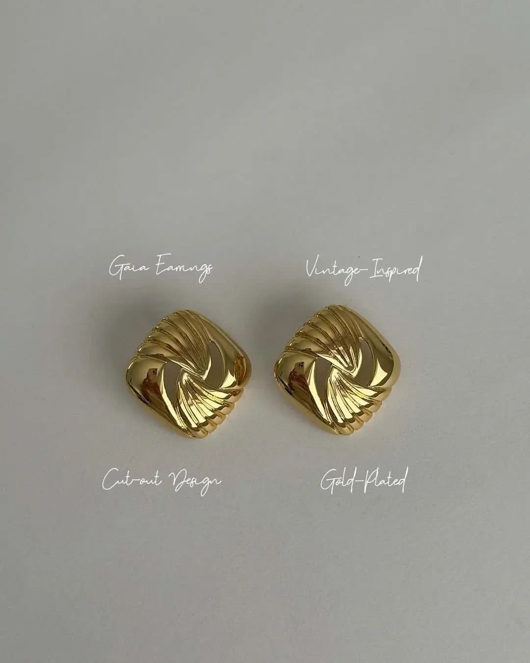 Elva Earrings  - Gold