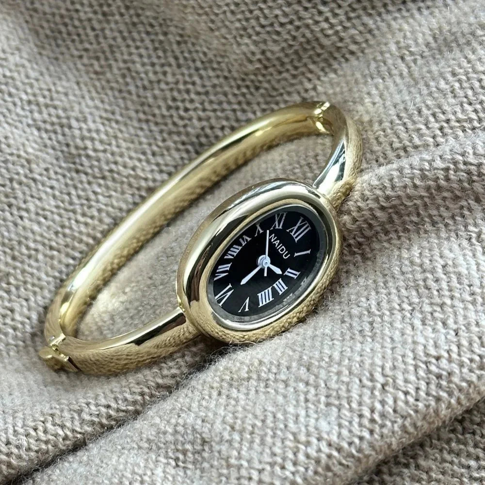 Naidu Oval Watch Gold