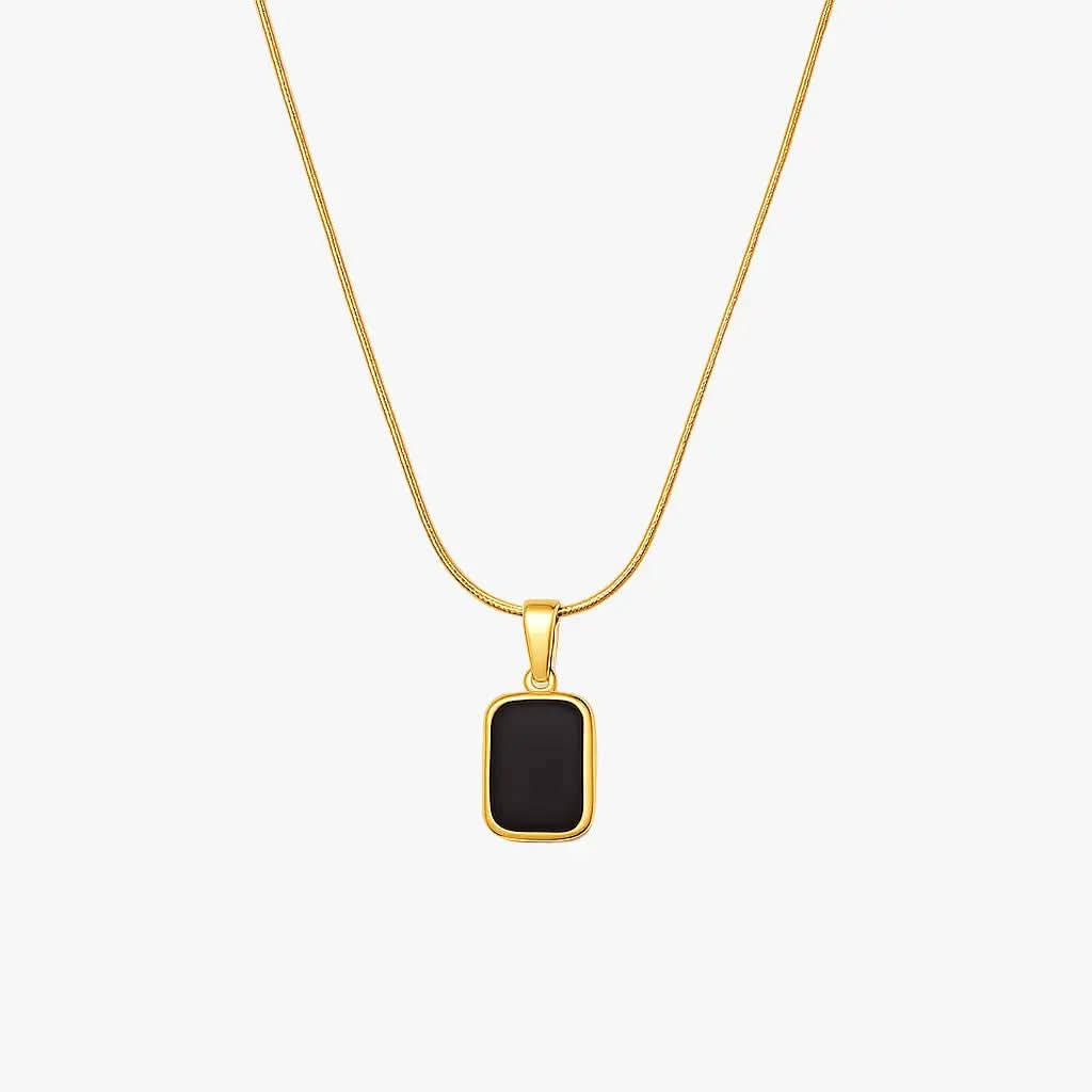 Noir Pendant Necklace