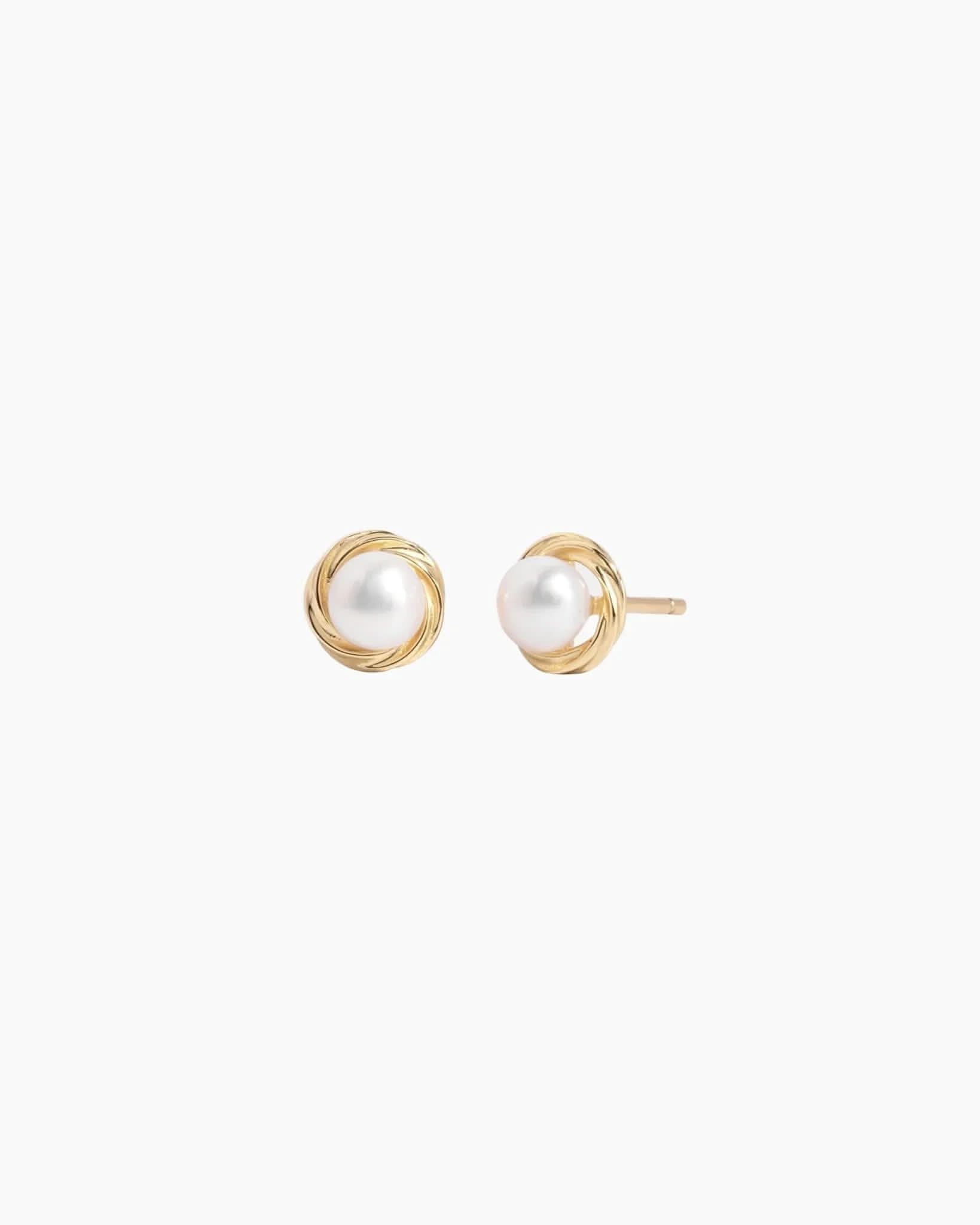 Pearl Button Studs