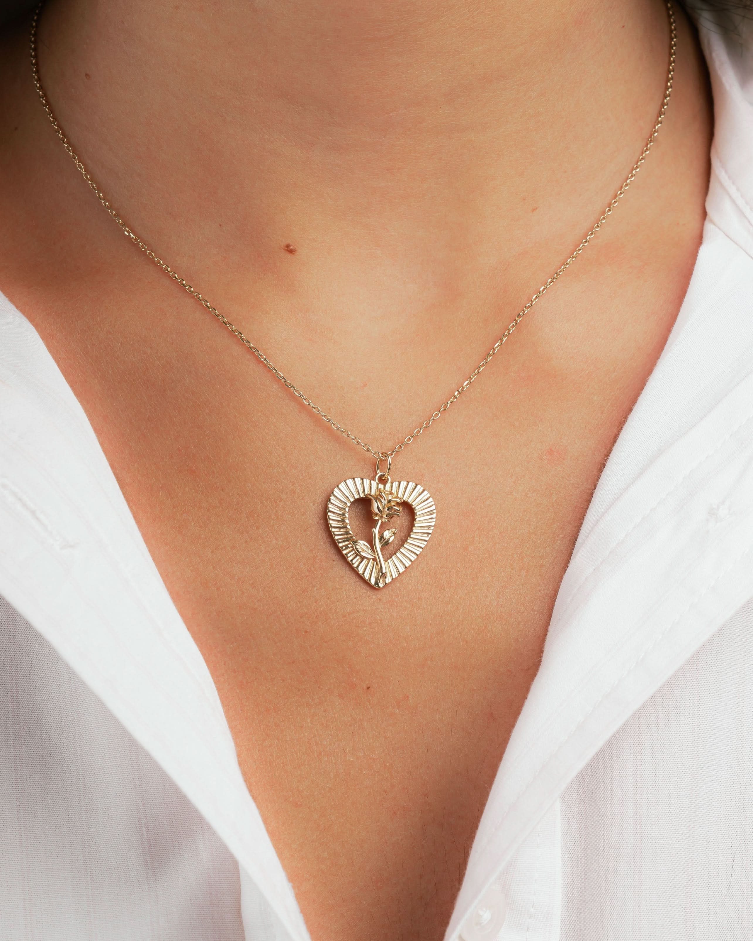 Heart Rose Necklace