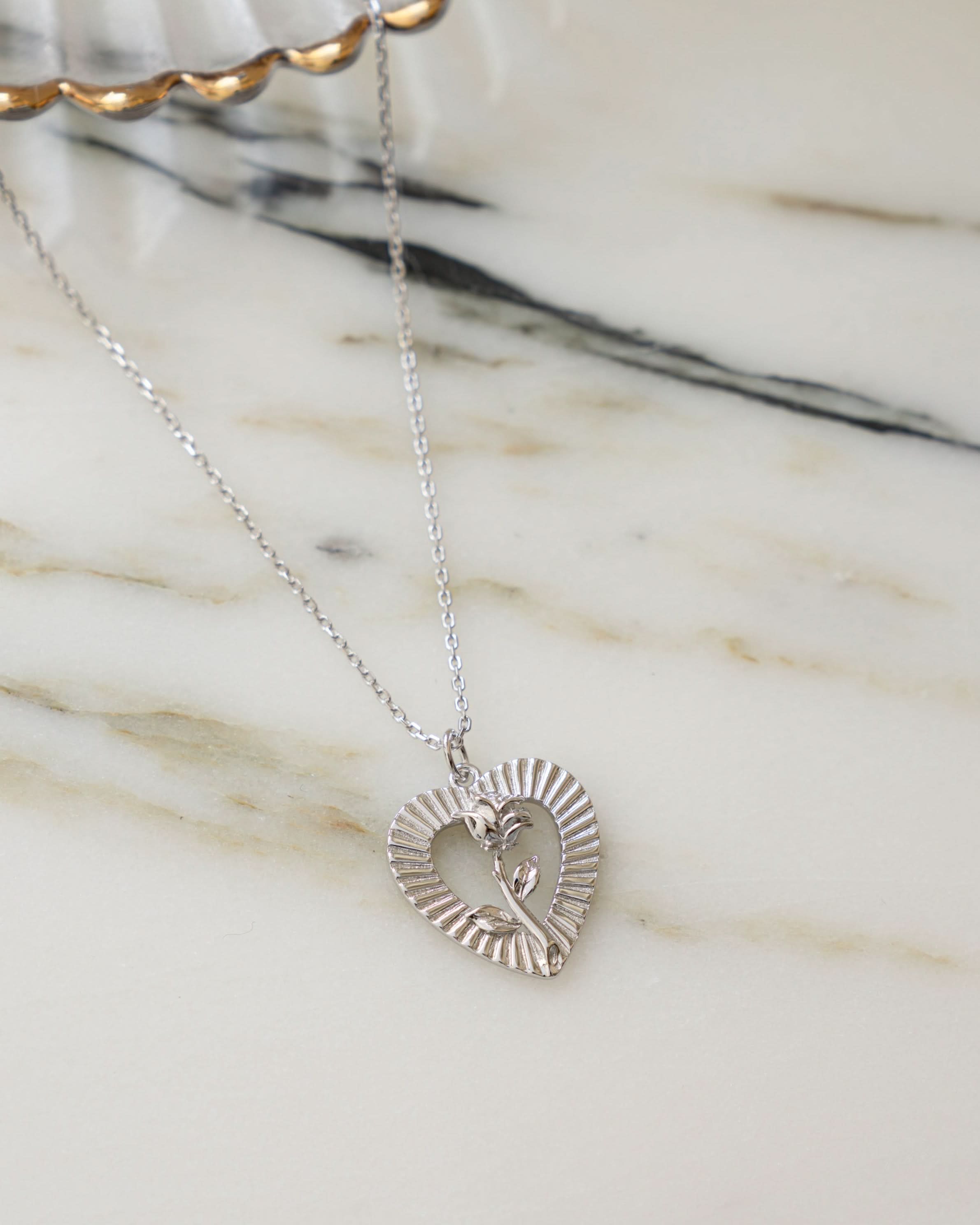 Heart Rose Necklace